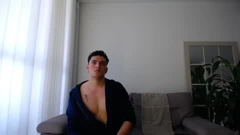  LIAM SURRENDER  online show from April 24, 2026, 8:22 pm