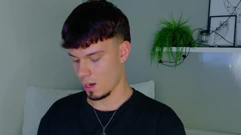 Liam Thunder online show from October 6, 2025, 7:33 pm