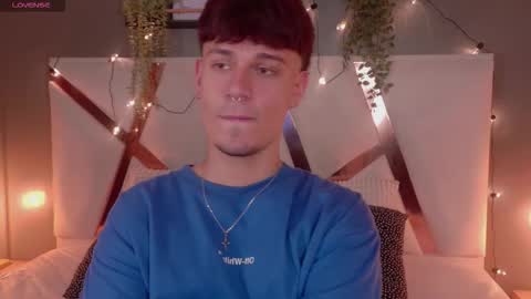 Liam Thunder online show from October 24, 2025, 3:14 am