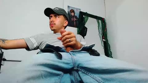 Liam online show from February 14, 2026, 6:32 am