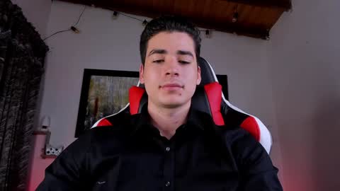 liamwyatt_ online show from January 1, 2025, 6:05 am