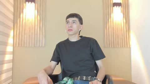 lian_cameron online show from February 17, 2026, 3:58 am