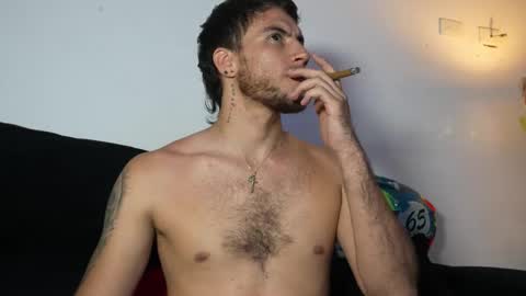 Lian Oconner online show from October 28, 2025, 1:42 am