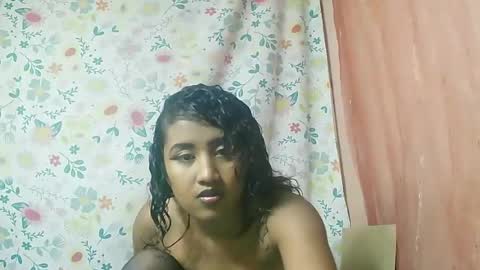 Liana9794 online show from June 13, 2026, 4:27 pm