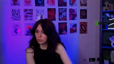 Snapshot of liana_best chatting on July 16, 2026, 7:20 pm Li online show from July 16, 2026, 7:20 pm