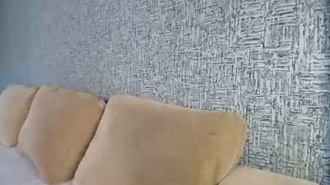 liana_diva online show from June 12, 2026, 1:21 pm