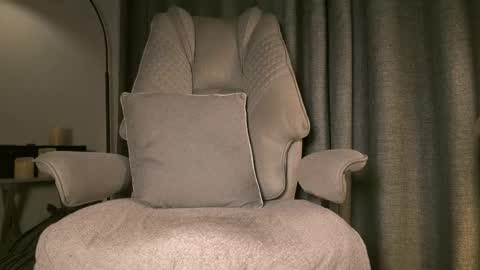 Snapshot of lianewhite chatting on February 17, 2026, 12:40 am lianewhite online show from February 17, 2026, 12:40 am