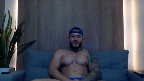 Snapshot of lianjones9 chatting on February 6, 2025, 2:55 am lianjones9 online show from February 6, 2025, 2:55 am