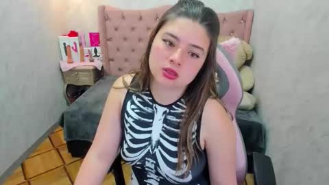 Snapshot of lianngrace chatting on October 21, 2025, 3:35 pm Grace online show from October 21, 2025, 3:35 pm