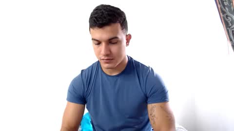 Snapshot of lianstonne chatting on February 16, 2026, 4:03 pm Liamstonne online show from February 16, 2026, 4:03 pm