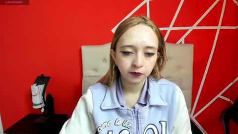 Snapshot of liaroberts1 chatting on December 24, 2024, 11:06 am Lia Roberts online show from December 24, 2024, 11:06 am