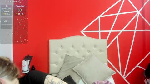 Snapshot of liaroberts1 chatting on January 4, 2025, 12:05 pm Lia Roberts online show from January 4, 2025, 12:05 pm