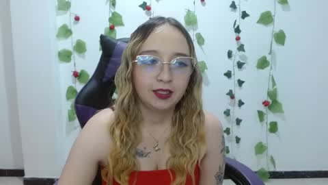 Lia Roberts online show from April 17, 2026, 4:04 am