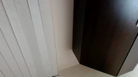 Lia online show from January 17, 2026, 12:21 pm