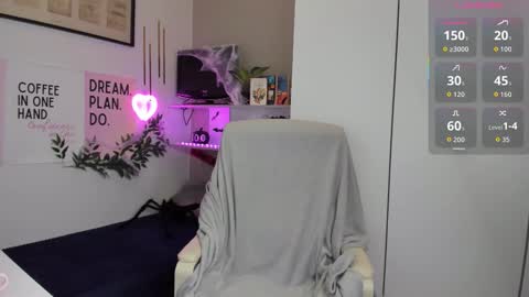 Snapshot of liawoow chatting on November 7, 2025, 8:03 am Lia online show from November 7, 2025, 8:03 am