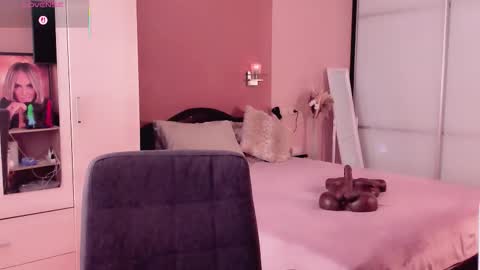 Libby online show from September 21, 2025, 11:34 am