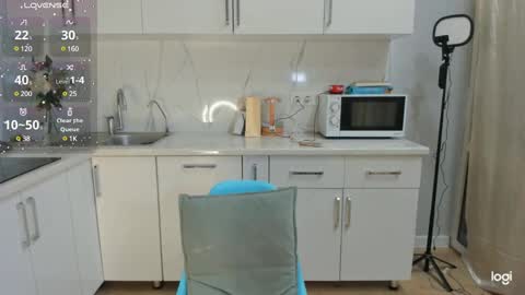 Lie online show from February 9, 2025, 2:07 pm