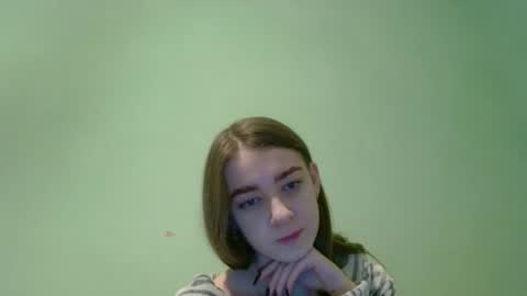 lietta ray  online show from February 14, 2025, 1:23 am