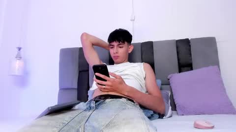 Jhonatan online show from June 4, 2026, 2:56 pm