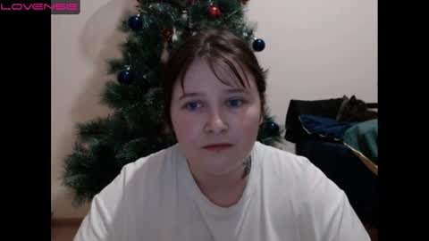 Snapshot of light_lunaa chatting on January 2, 2025, 12:35 pm light_lunaa online show from January 2, 2025, 12:35 pm