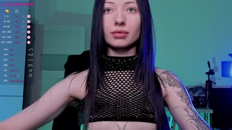 Snapshot of lightlove_iam chatting on January 8, 2025, 3:17 pm Bembi online show from January 8, 2025, 3:17 pm