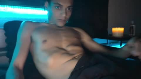 lightskinwithgirth online show from May 19, 2026, 1:56 am