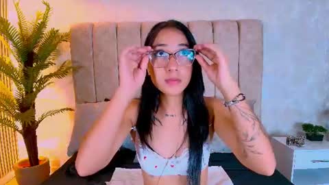Snapshot of liia_turner chatting on July 16, 2026, 5:41 pm LIIA online show from July 16, 2026, 5:41 pm