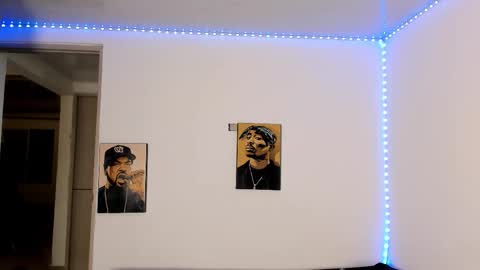 liiam_jesus online show from December 23, 2025, 3:37 am