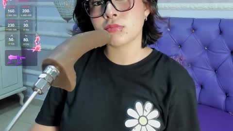 LIILY online show from February 5, 2026, 6:51 am