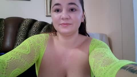 Celine online show from December 14, 2024, 1:16 pm