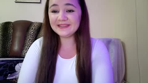 Celine online show from December 25, 2024, 11:42 pm