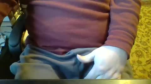 Snapshot of likestobewatchedm chatting on January 16, 2026, 12:31 pm N online show from January 16, 2026, 12:31 pm