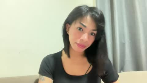 Snapshot of likliklicklengleng chatting on October 27, 2025, 11:47 am Leng online show from October 27, 2025, 11:47 am