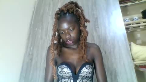 Snapshot of lil6041 chatting on October 21, 2025, 7:31 am lil6041 online show from October 21, 2025, 7:31 am