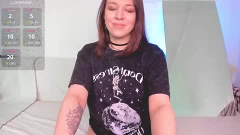 Snapshot of lil_foxy999 chatting on March 1, 2026, 11:12 am Alisa online show from March 1, 2026, 11:12 am