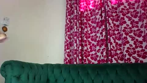 Snapshot of lil_paula chatting on January 6, 2025, 10:24 am serenity online show from January 6, 2025, 10:24 am