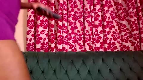 Snapshot of lil_paula chatting on February 9, 2025, 6:43 am serenity online show from February 9, 2025, 6:43 am