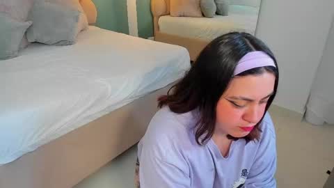 Lila  online show from April 24, 2026, 1:46 pm