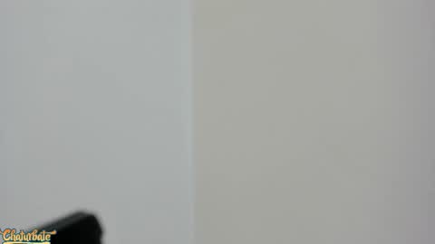 lila bailey  online show from November 20, 2025, 7:35 pm