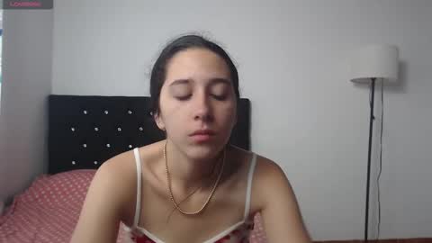 Snapshot of lilacream chatting on September 14, 2025, 5:45 pm Lila Cream online show from September 14, 2025, 5:45 pm