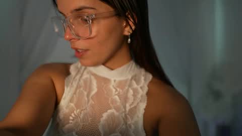 Snapshot of lilbeccaxo chatting on October 7, 2025, 4:15 pm Rebecca online show from October 7, 2025, 4:15 pm