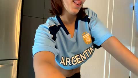 Snapshot of lilbeccaxo chatting on July 19, 2026, 4:33 pm Rebecca online show from July 19, 2026, 4:33 pm