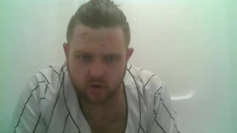 Snapshot of lilbratty_clouds_ogpuffdragon chatting on December 26, 2024, 2:48 pm lilbratty_clouds_ogpuffdragon online show from December 26, 2024, 2:48 pm