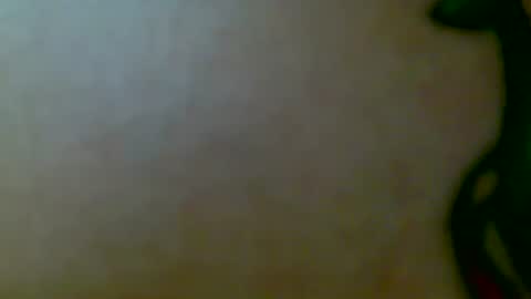 Snapshot of lilbratty_clouds_ogpuffdragon chatting on October 31, 2025, 4:57 am lilbratty_clouds_ogpuffdragon online show from October 31, 2025, 4:57 am