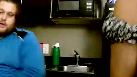 Snapshot of lilbratty_clouds_ogpuffdragon chatting on November 7, 2025, 1:38 am lilbratty_clouds_ogpuffdragon online show from November 7, 2025, 1:38 am