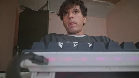 Snapshot of lildink679199 chatting on October 16, 2025, 7:53 am lildink679199 online show from October 16, 2025, 7:53 am