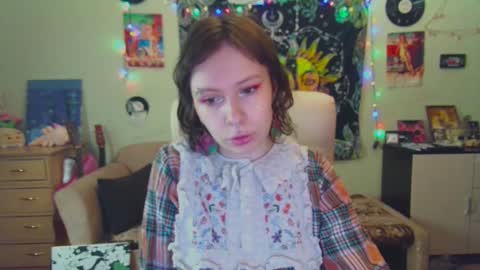 Snapshot of lileyfoxxx chatting on January 7, 2025, 3:02 pm Lil online show from January 7, 2025, 3:02 pm