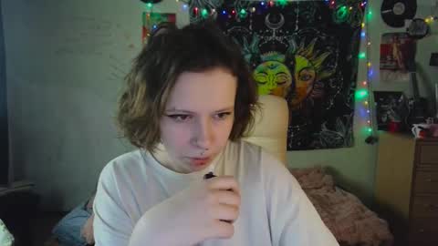 Snapshot of lileyfoxxx chatting on October 17, 2025, 10:51 am Lil online show from October 17, 2025, 10:51 am