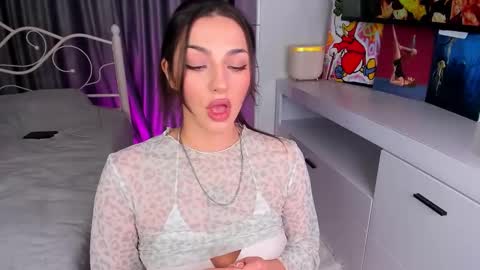 lilflexxy online show from November 30, 2025, 5:17 pm