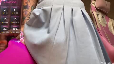 Snapshot of lili_01 chatting on November 13, 2025, 2:38 pm Lili online show from November 13, 2025, 2:38 pm